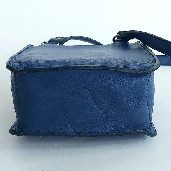 🦫🇨🇦Roots Vintage Rectangular Royal Blue Raw Leather Crossbody - Picture 5 of 12